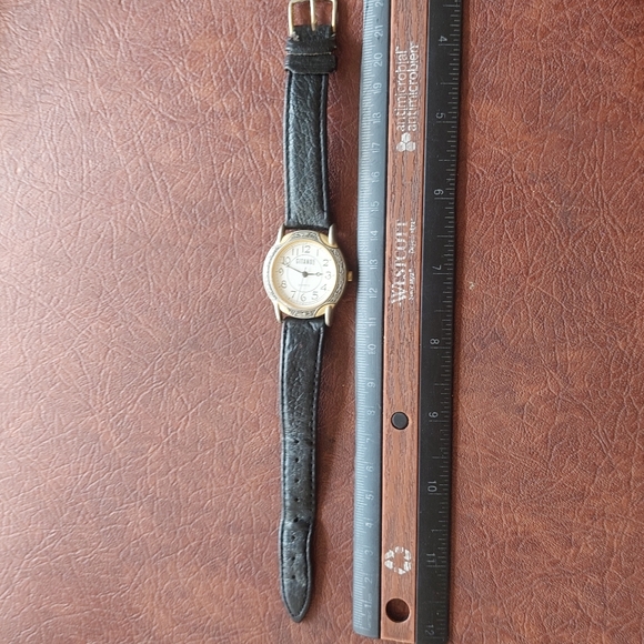 Vintage Gitano Two-Tone Watch - Gold & Silver Accents, Swiss Movement Parts - Picture 11 of 12